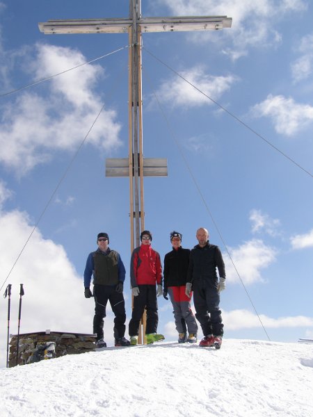 16 Kreuzspitze 2624 m.JPG